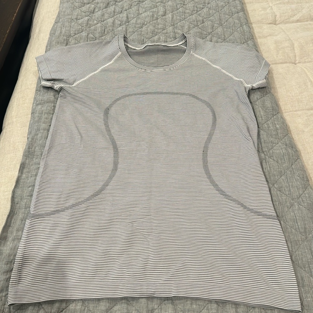 Lululemon swiftly tech size 10